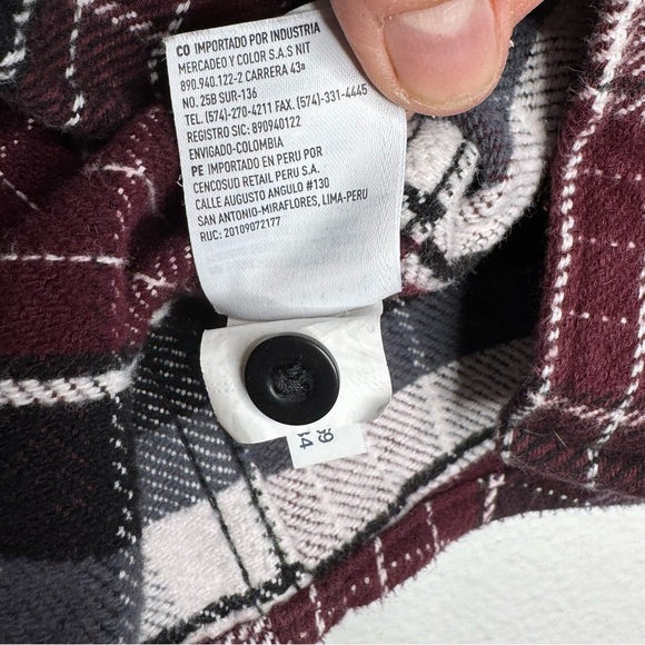 American Eagle Burgundy Plaid Thick Flannel Long Sleeve Button‎ Up Shirt Size M - Picture 10 of 10